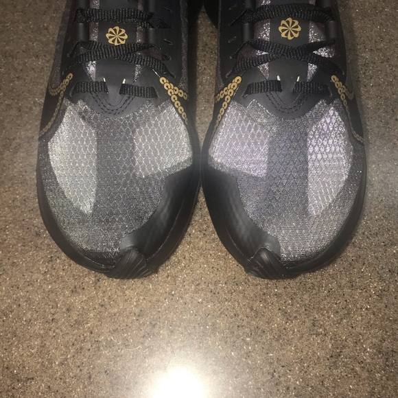 🆕Nike Zoom Gravity “Glam Dunk” Metallic Sneakers - Picture 5 of 12